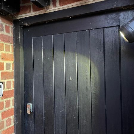 2 Ringles Place Uckfield Bagian luar foto