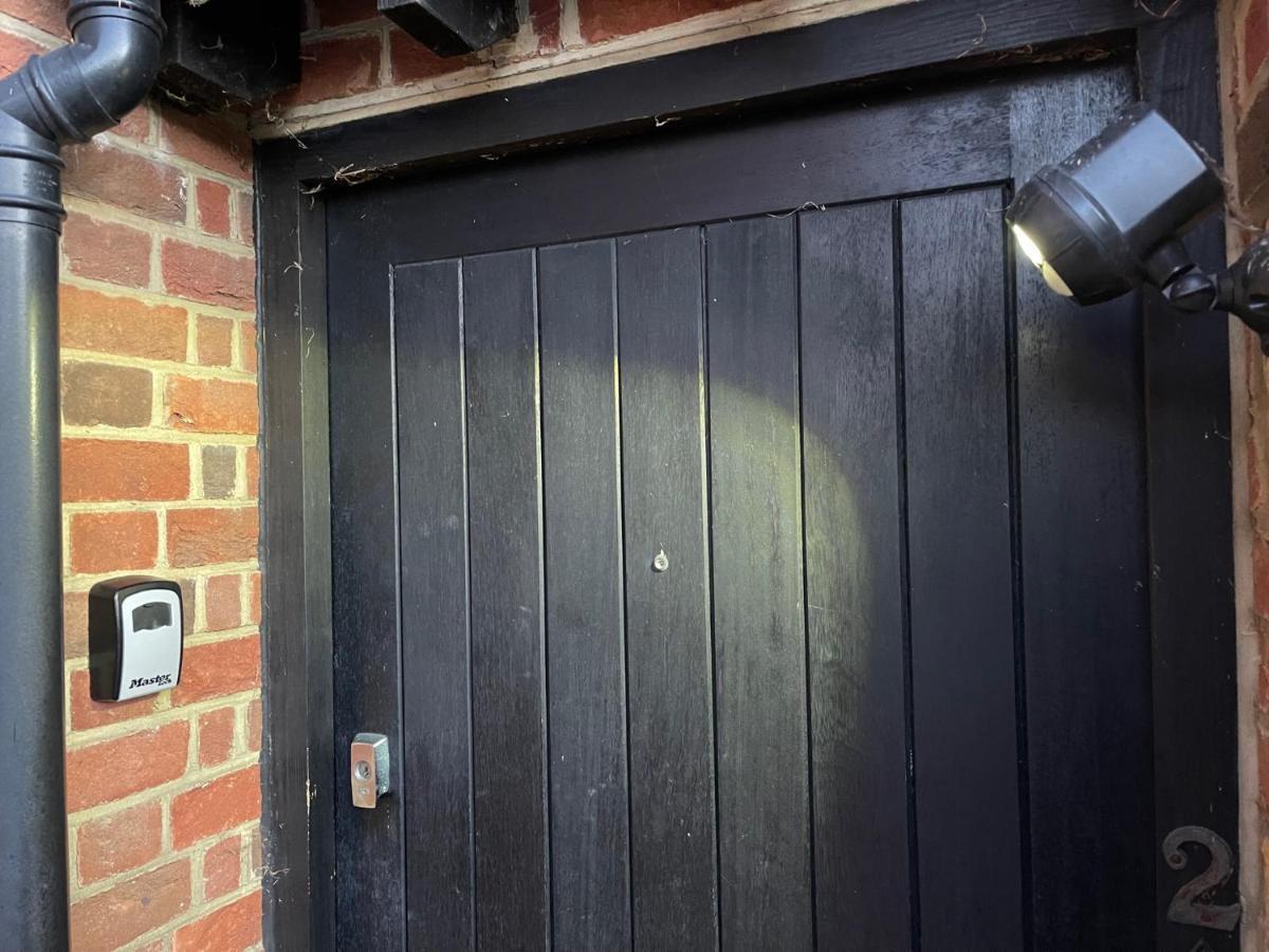 2 Ringles Place Uckfield Bagian luar foto