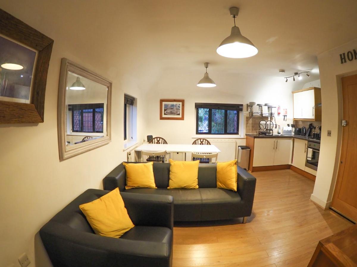 2 Ringles Place Uckfield Bagian luar foto