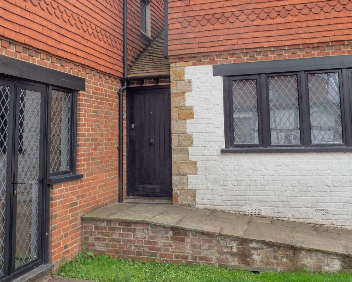 2 Ringles Place Uckfield Bagian luar foto